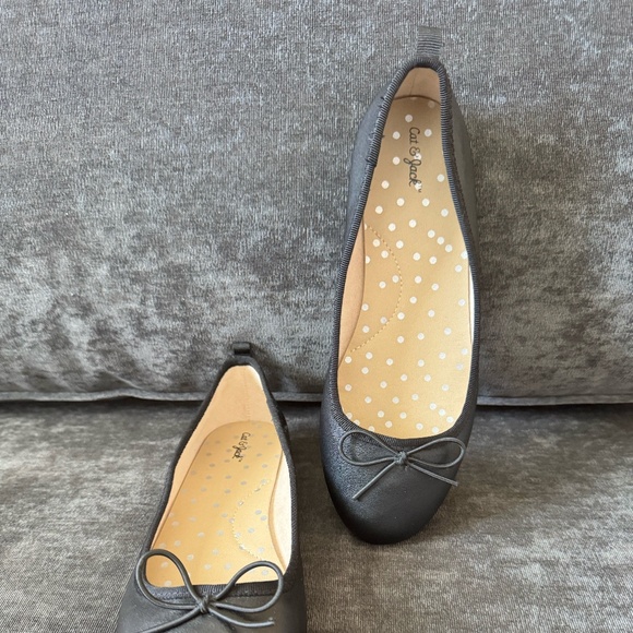 Girls' Diana Bow On The Front Slip On Black Ballet Flats Cat & Jack - Picture 4 of 4